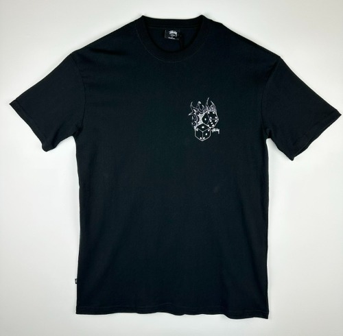 스투시 AU(호주) FIRE DICE SS 티셔츠 ST036000 블랙 MENS